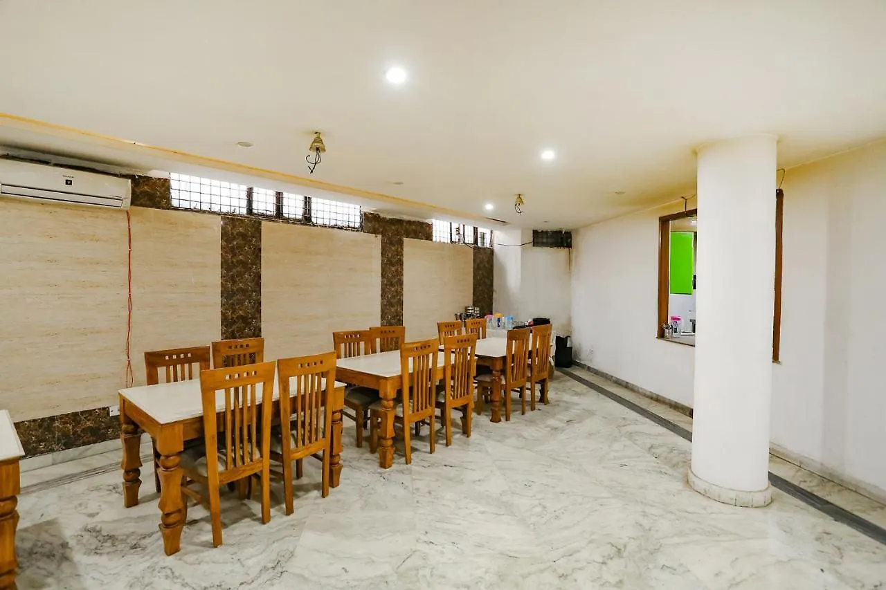 Hotel Oyo Townhouse 1095 Birdhouse Gurgaon India